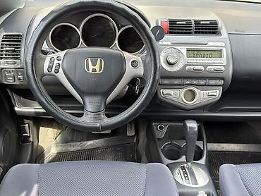 Honda: Honda Jazz: 2005 г., 1.4 л, Автомат, Бензин, Хэтчбэк — 7