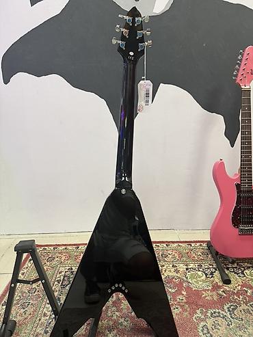 рок: Электрогитара формата Flying V (чёрная) от Harley Benton - Корпус — 2
