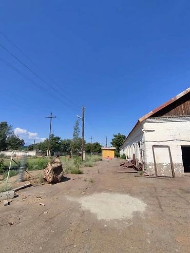 склад токмок: Завод, Жабдуусу менен, Иштеп жаткан, 1600 м² — 8