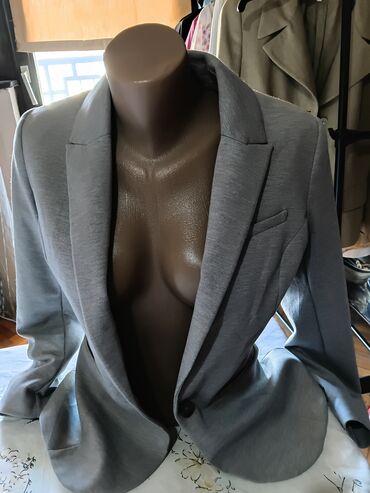 Sakoi: H&M ženski sako – sivi - Brend: H&M - Veličina: EUR 36 / US 8 — 10