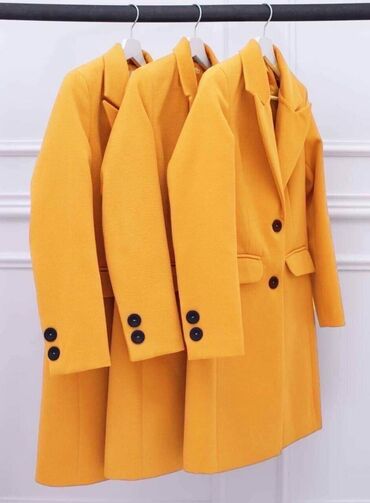 Kaputi: S m l 
3400 — 3