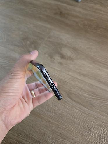 note 2: Samsung Galaxy S22 (чёрный) - Экран 6.1", Dynamic AMOLED 2X, FHD+ — 7