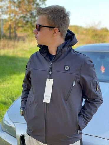 Jakne za prelazni period: S do 3xl 
6600 — 4