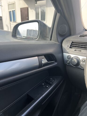 Opel: Opel Astra GTC: 2008 г., 1.8 л, Автомат, Бензин, Купе at lalafo.kg — 8 Opel: Opel Astra GTC: 2008 г., 1.8 л, Автомат, Бензин, Купе — 8