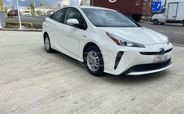 тайота приус гибрид: Toyota Prius: 2019 г., 1.8 л, Автомат, Гибрид, Хэтчбэк