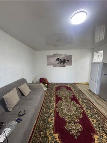Продажа домов: 1 комната, 30 м², Хрущевка, 3 этаж, Косметический ремонт
