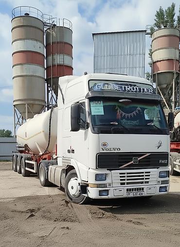 Тягачи: Тягач, Volvo, 2001 г., Без прицепа — 1