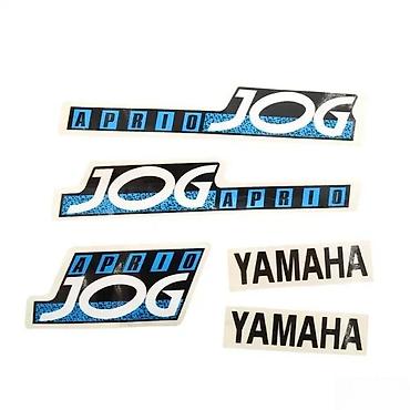 tom: Set nalepnica dizajniranih za Yamaha Jog Aprio skuter. Set uključuje — 2