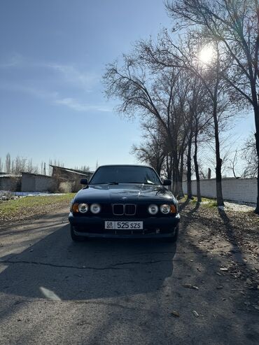 продаю субару форостер: BMW 5 series: 1994 г., 2.5 л, Механика, Бензин, Седан