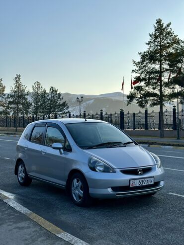 Honda: Honda Fit: 2003 г., 1.3 л, Вариатор, Бензин