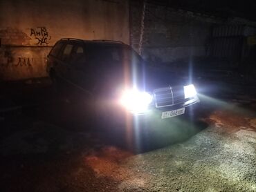 на виндом: Mercedes-Benz E-Class: 1993 г., 2 л, Manual, Diesel, MPV Body Type