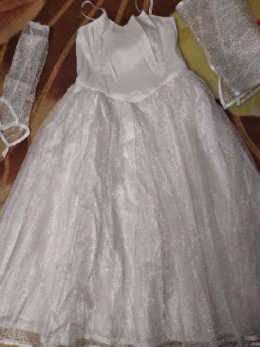 прокат детский платья: Детское платье, цвет - Белый, Б/у