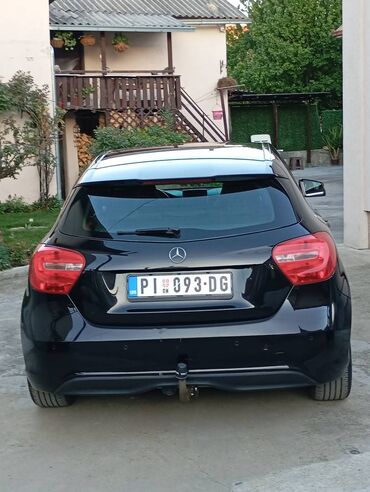 Mercedes-Benz: Mercedes-Benz A 180: 1.4 l | 2014 г. Hečbek — 4