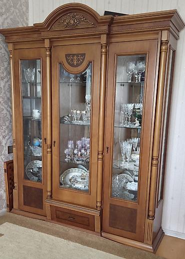 malayziya mebel: Malaziya mebeli
Qorka və bar
Satlir 290
Çox ağır maldı
Ünvan Hövsan — 2
