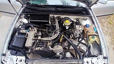 bmw 24: Audi 80: 1993 г., 2 л, Механика, Бензин, Седан — 7