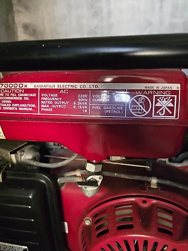 ucuz mal: ELEMAX SH7000DX benzinli generator 50 is saati isleyib temiz Honda — 4