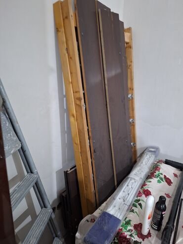 Спальные гарнитуры: Спальный гарнитур, Б/у, Односпальная кровать, Шкаф, Трюмо, Россия, Дерево, Самовывоз, цвет - Коричневый — 5