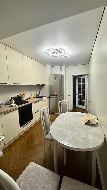 Сдается комната с подселением в 3х комнатной квартире. Светлая