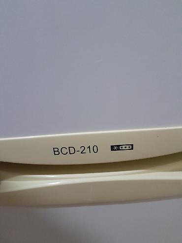one x player: Холодильник двухкамерный BCD-210 Б/У - Классическая компоновка: сверху — 3