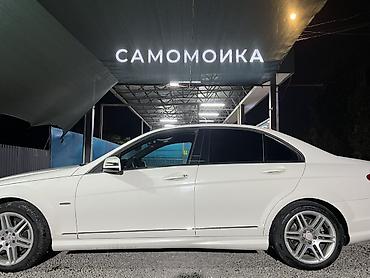 сешка зеленый: Mercedes-Benz C-Class: 2010 г., 1.8 л, Автомат, Бензин, Седан — 4