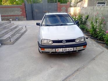 Volkswagen: Volkswagen Golf: 1994 г., 1.6 л, Механика, Бензин, Хэтчбэк — 14