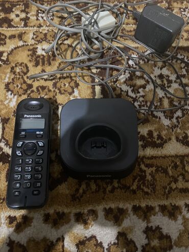 домашние телефоны: Стационарный телефон Беспроводной, Дисплей, Автоответчик, Возможность настенной установки