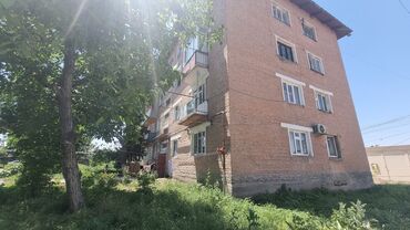квартира ала бука: 1 бөлмө, 30 кв. м, 2 кабат, Эски ремонт