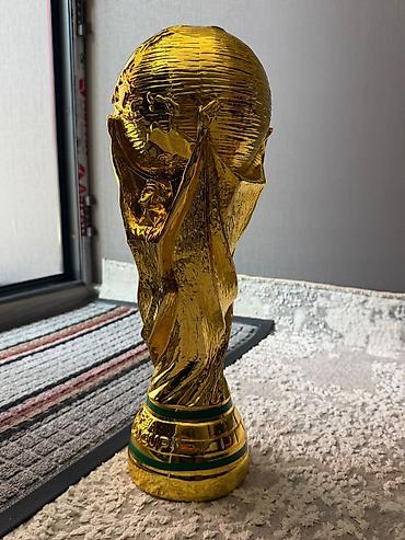 кубоки: Кубок мира по футболу — реплика трофея - Высота: 44 см - Диаметр — 2