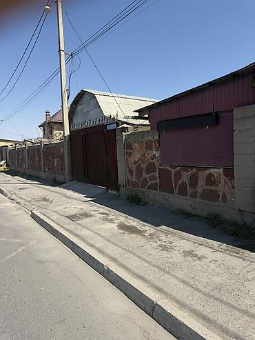 дома с бизнесом: Продаётся жилой дом с ограждённым участком и выездом на — 2