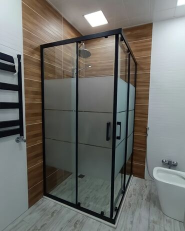 Duş kabinaları, arakəsmələr: Yeni Üstü açıq kabina, Künc üçün, Pulsuz çatdırılma — 20