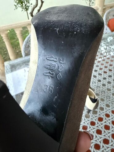 зеленые туфли: Mamentti Paris qadın tufliləri - Model: klassik hündürdaban