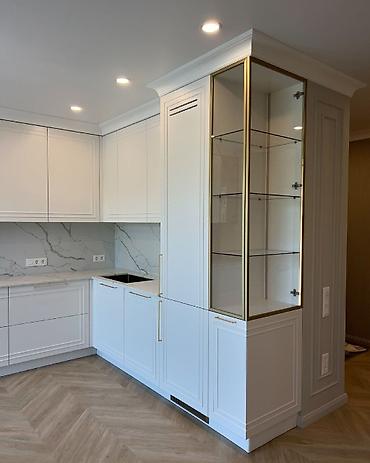 Sifarişlə mətbəx mebeli: Sifarişlə mətbəx dəsti, Özü çəkən petlələr, Mat laminat, Kredit yoxdur, Pulsuz çatdırılma, Rayonlara çatdırılma — 20