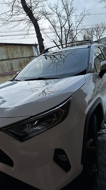 Toyota: Toyota RAV4: 2019 г., 2.5 л, Автомат, Гибрид, Внедорожник — 3