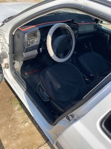 кенгурятник митсубиси: Volkswagen Golf: 1994 г., Механика, Хэтчбэк