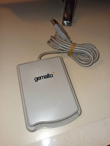 Desktop & Laptop Accessories: Gemalto citac LK CITAC LK Testiran radi na svim windows sistemima. Za