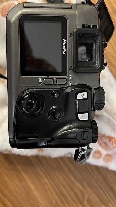 jack e4: Продаю цифровую камеру FujiFilm Б/У. В хорошем состоянии ( есть — 2