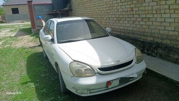 дево нехся: Daewoo Nubira: 2001 г., 1.6 л, Механика, Бензин, Седан