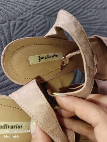 Basanoşka və səndəllər: Stradivarius, Ölçü: 39, rəng - Çəhrayı, Yeni — 8
