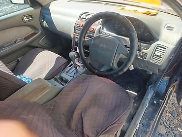 освещение салона: Nissan Cefiro: 1995 г., Седан — 5