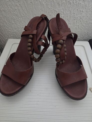 Sandale: Sandale, 39 — 2