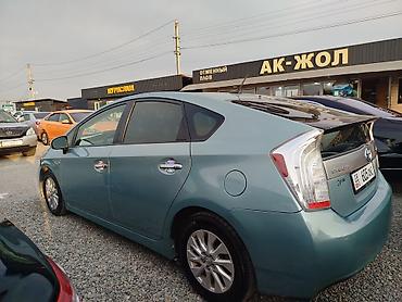plug in hybrid: Toyota Prius: 2014 г., 1.8 л, Автомат, Гибрид, Лифтбек — 3