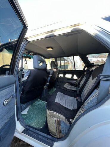 Nissan: Nissan Bluebird: 1987 г., 2 л, Механика, Дизель, Универсал — 4