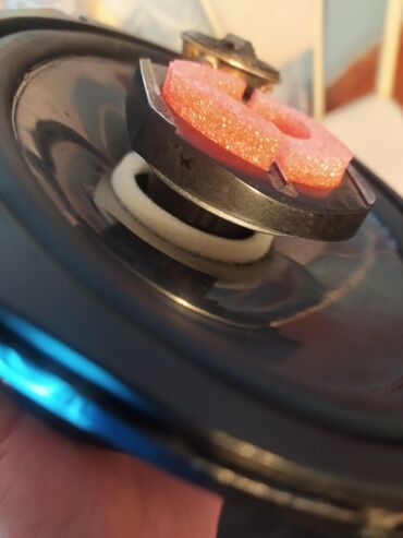 Dinamiklər və kolonkalar: Salam Avtomobil üçün oval dinamik 1 ədədir başı çxıb dinamikdən — 2