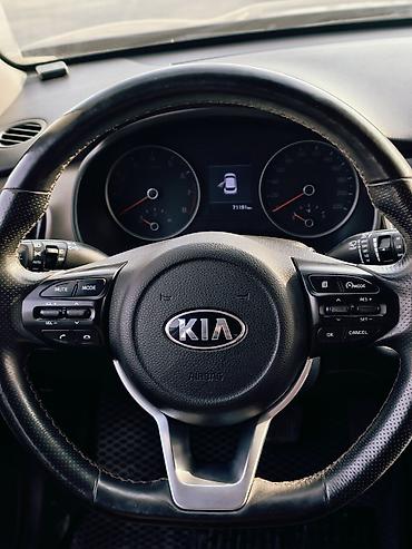 Kia: Kia Stonic: 2019 г., 1.4 л, Автомат, Бензин, Кроссовер — 8