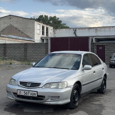 акорд 6: Honda Accord: 2002 г., 1.8 л, Механика, Бензин, Седан