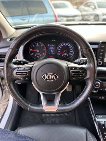 Kia: Kia Stonic: 2019 г., 1.6 л, Дизель, Хэтчбэк — 9