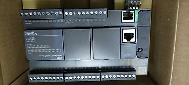 mal eti: Schneider Electric Modicon TM221CE40T – PLC (M221 seriyası — 2