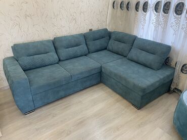 Künc divan, Açılan, Bazalı, Parça
