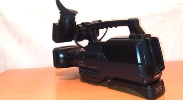 жесткий диск для ноутбука: Sony DCR-SD1000 peşəkar videokamera - Korpus üzərində “DCR‑SD1000