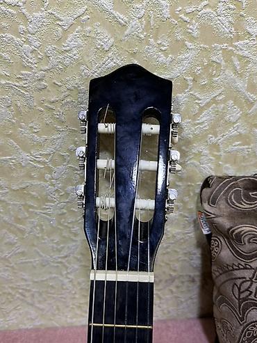 fender gitara: Salam yeni kimidi heç bir cızığı qırığı yoxdur simlər təzə dəyişilib — 3